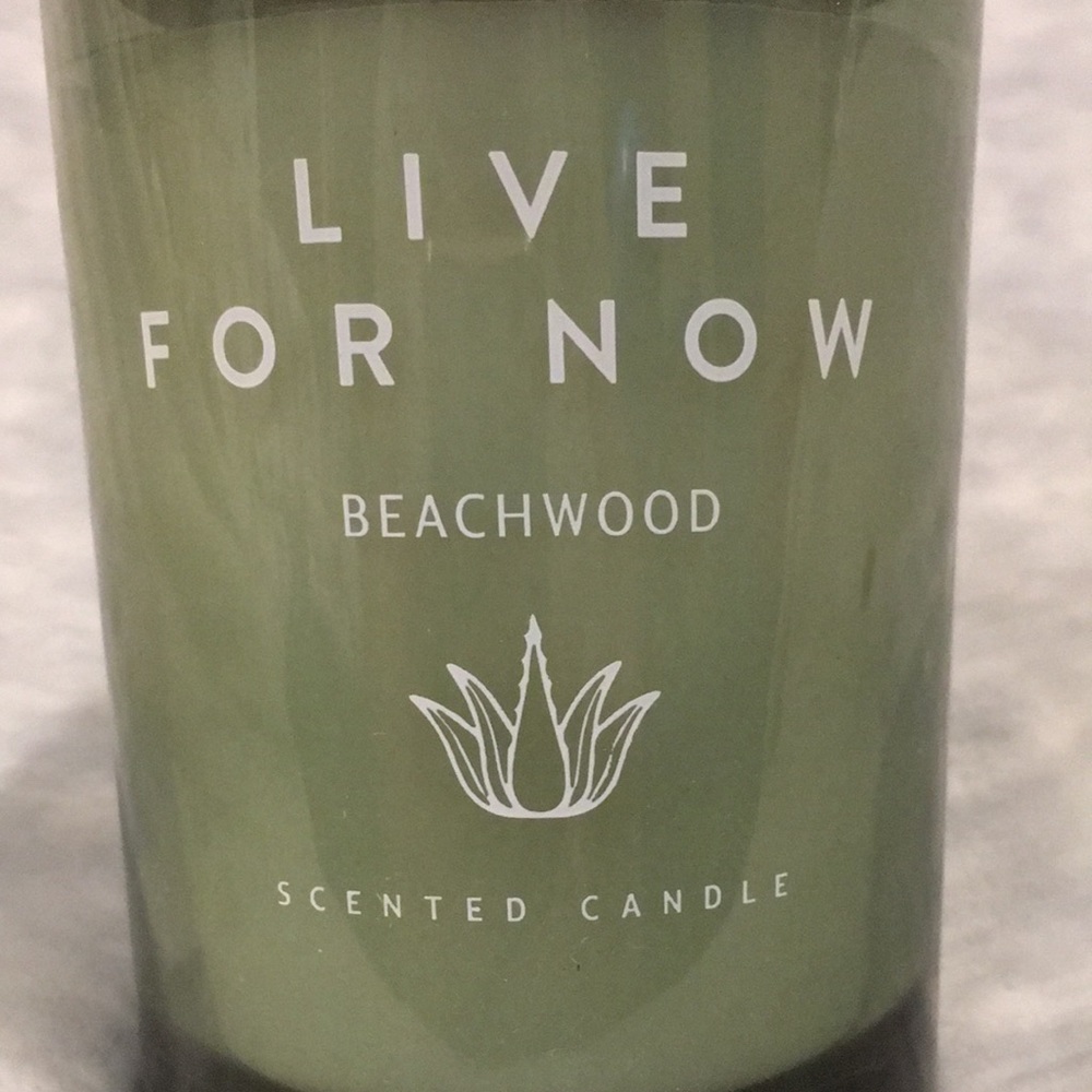 Glass Live For Now Scented Single Wick Home Decore Candle Beachwood 8.5oz NWT - Picture 3 of 16